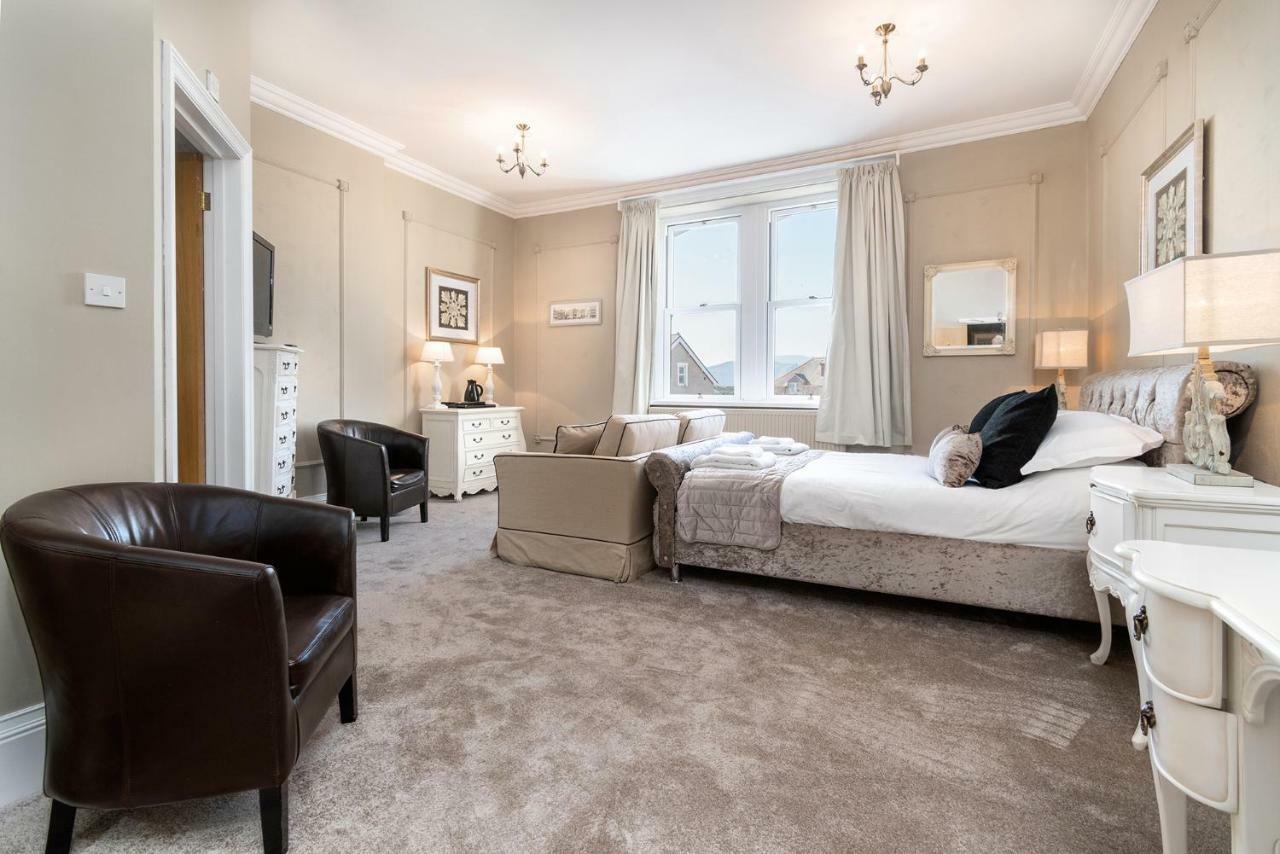Lansdowne House With Private Car Park 호텔 랜디드노 외부 사진