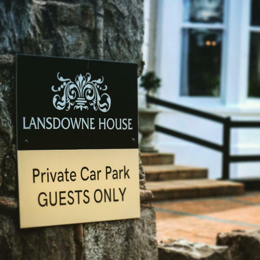 Lansdowne House With Private Car Park 호텔 랜디드노 외부 사진